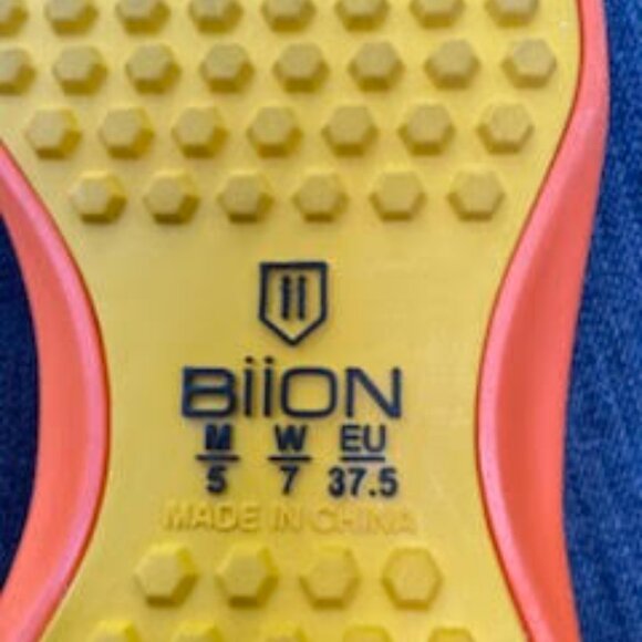 BIION Spikeless Women's Golf Shoes - Picture 4 of 7